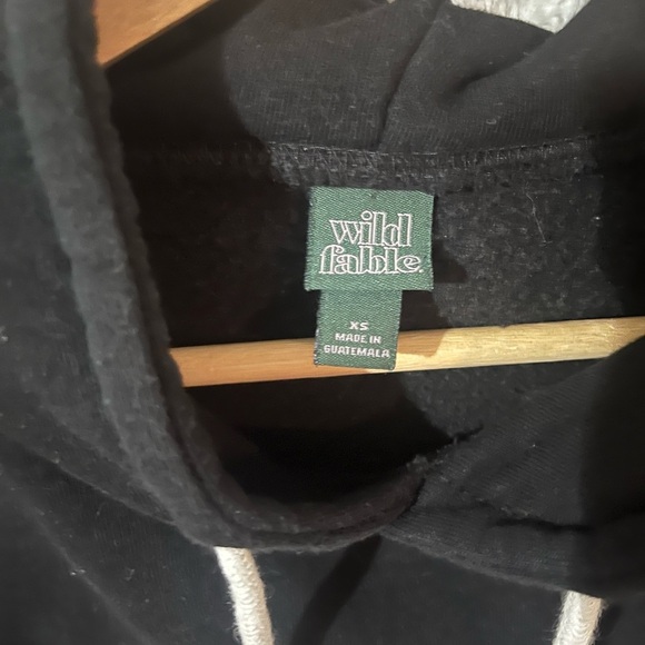 Cropped Hoodie w/ drawstring  XS Wild Fable - Picture 3 of 3